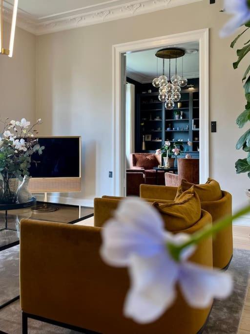 Villaodense - A Luxurious In The Heart Of Villa *